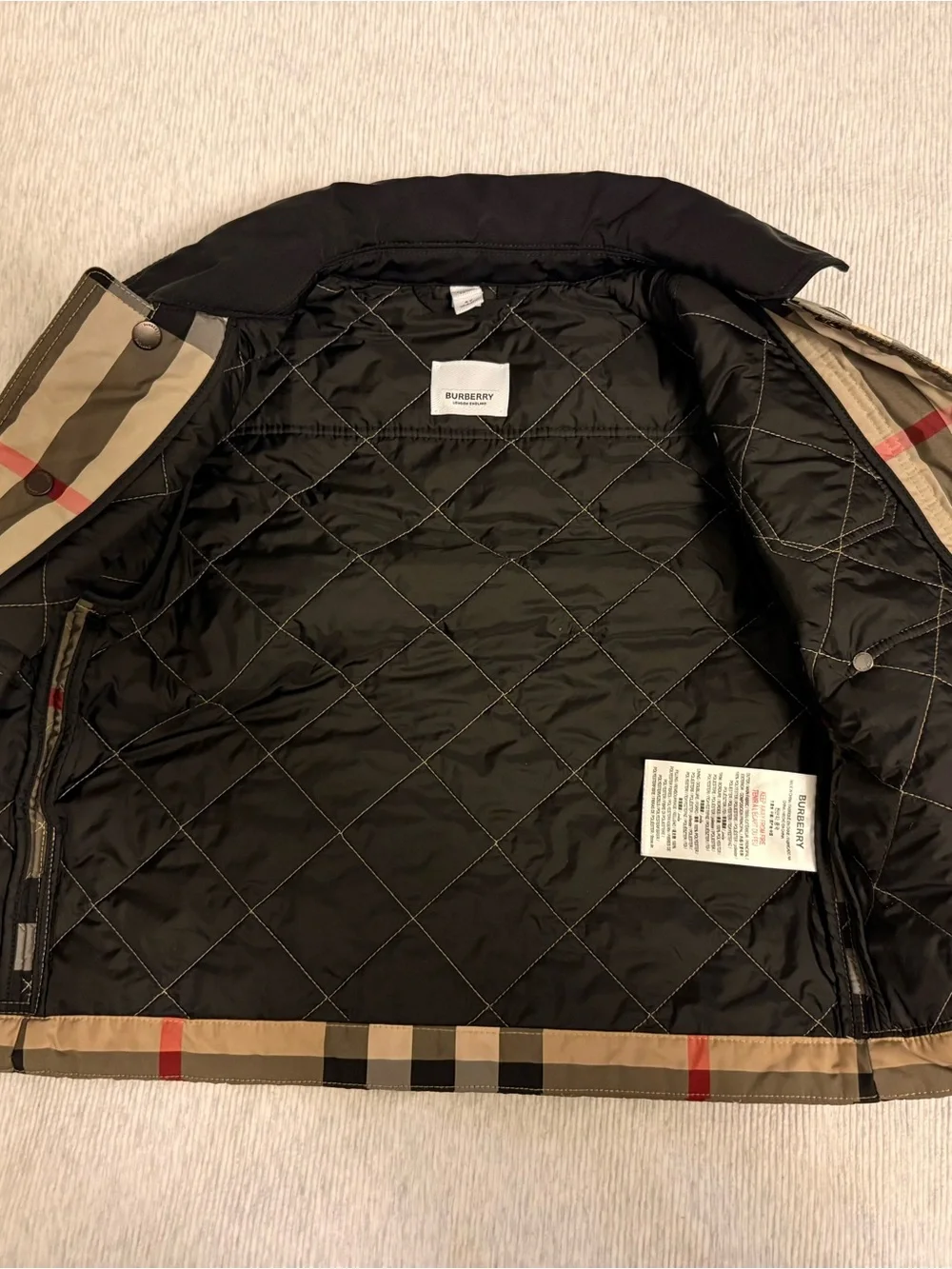 Classic Burberry Novacheck Quilted Kids Jacket - Beige/Black 4Y / 4T